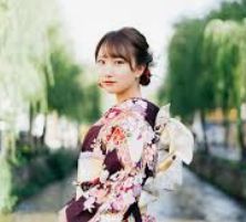 中文字幕魔镜号在线视频-魔镜号上的中文字幕，解锁视听新体验的奇妙之旅